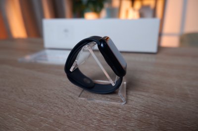 Apple Watch Series 8 GPS สี Midnight เครื่องสวย ราคาเพียง 6,990.- มีประกันร้าน 60วัน