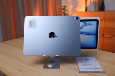 11-inch iPad Air M3 Wi-Fi 128GB สี Blue เครื่องสวย ราคาเพียง 16,990.- มีประกันร้าน 60วัน
