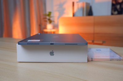 11-inch iPad Air M3 Wi-Fi 128GB สี Blue เครื่องสวย ราคาเพียง 16,990.- มีประกันร้าน 60วัน