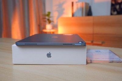 11-inch iPad Air M3 Wi-Fi 128GB สี Blue เครื่องสวย ราคาเพียง 16,990.- มีประกันร้าน 60วัน
