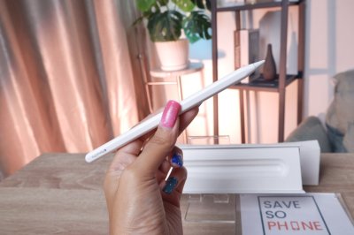 Apple Pencil Pro สี White เครื่องสวย ราคาเพียง 2,390.- มีประกันร้าน 60 วัน