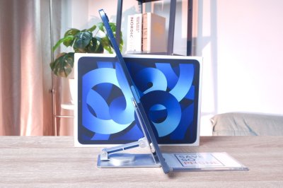 iPad Air5 10.9-inch M1 256GB Wi-Fi สี Blue เครื่องสวย สุขภาพแบต 81% ราคาเพียง 12,500.- มีประกันร้าน 60วัน