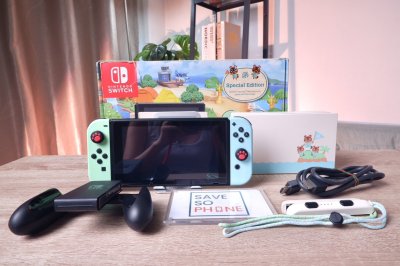 Nintendo Switch V.2 Animal Crossing Edition เครื่องสวย ราคาเพียง 6,900.- มีประกันร้าน 60 วัน