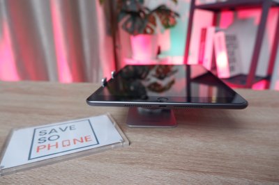 iPad 9th Gen 64GB Wi-Fi สี Space Gray เครื่องสวย ราคาเพียง 6,900.- มีประกันร้าน 60 วัน