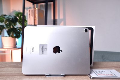iPad Air 6 M2 chip 128Gb Wi-Fi 11-inch สี Starlight เครื่องสวย ราคาเพียง 15,900.- มีประกันร้าน 60 วัน