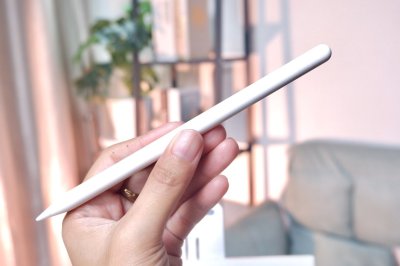 Apple Pencil Pro สี White เครื่องสวย ราคาเพียง 2,900.- มีประกันร้าน 60 วัน