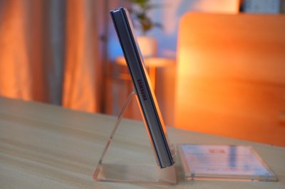 Samsung Galaxy Z Fold6 12+256GB สี Silver Shadow เครื่องสวย ราคาเพียง 28,990.- มีประกันร้าน 60วัน