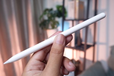 Apple Pencil Pro สี White เครื่องสวย ราคาเพียง 2,590.- มีประกันร้าน 60 วัน