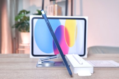 iPad Gen11 (A16) 128Gb Wi-Fi + A.Pencil (USB-C) สี Blue เครื่องสวย ราคาเพียง 12,500.- มีประกันร้าน 60 วัน