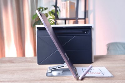 Galaxy Tab S9 FE 6+128GB สี Lavender เครื่องสวย ราคาเพียง 8,900.- มีประกันร้าน 60 วัน