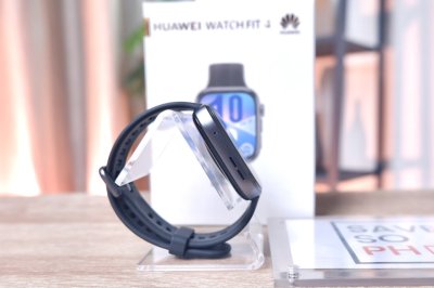 Huawei WATCH Fit 4 43MM. สี Black เครื่องสวย ราคาเพียง 2,490.- มีประกันร้าน 60วัน