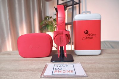 Beats Solo 4 JENNIE Special Edition(2025) สี Ruby Red เครื่องสวย ราคาเพียง 9,990.- มีประกันร้าน 60วัน