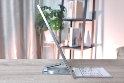iPad Gen10 Wi-Fi 64GB สี Silver เครื่องสวย ราคาเพียง 8,900.- มีประกันร้าน 60 วัน