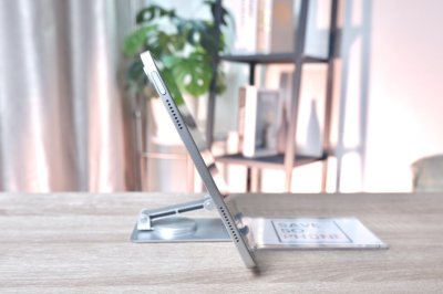 iPad Gen10 Wi-Fi 64GB สี Silver เครื่องสวย ราคาเพียง 8,900.- มีประกันร้าน 60 วัน