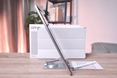 OPPO Pad SE  4+128GB LTE สี Silver + ปากกา เครื่องสวย ราคาเพียง 4,900.- มีประกันร้าน 60 วัน
