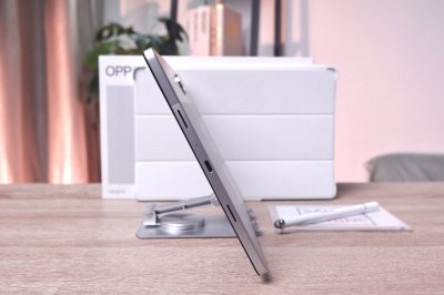 OPPO Pad SE  4+128GB LTE สี Silver + ปากกา เครื่องสวย ราคาเพียง 4,900.- มีประกันร้าน 60 วัน