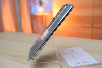 OPPO RENO 12 16+512GB สี Astro Silver เครื่องสวย ราคาเพียง 8,800.- มีประกันร้าน 60วัน