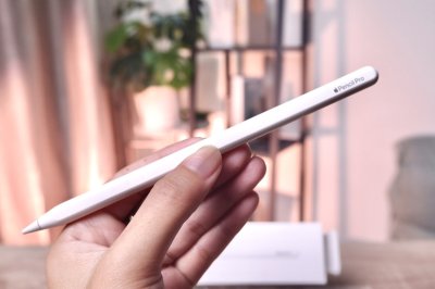 Apple Pencil Pro สี White เครื่องสวย ราคาเพียง 2,590.- มีประกันร้าน 60 วัน