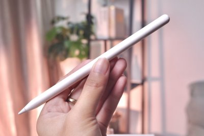 Apple Pencil Pro สี White เครื่องสวย ราคาเพียง 2,590.- มีประกันร้าน 60 วัน