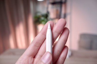 Apple Pencil Pro สี White เครื่องสวย ราคาเพียง 2,690.- มีประกันร้าน 60 วัน