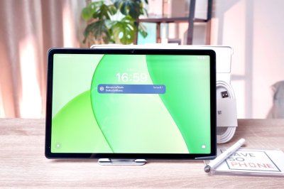 OPPO Pad SE  4+128GB LTE สี Silver + ปากกา เครื่องสวย ราคาเพียง 5,500.- มีประกันร้าน 60 วัน