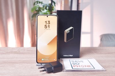 Galaxy Z Flip 6 12/256GB สี Yellow เครื่องสวย ราคาเพียง 10,900.- มีประกันร้าน 60วัน