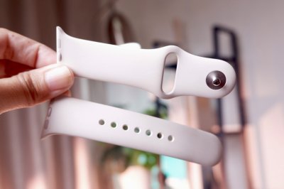 Apple Watch SE 3  40 mm. GPS สี Starlight เครื่องสวย ราคาเพียง 5,500.- มีประกันร้าน 60วัน