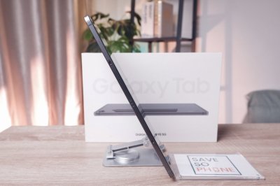 Galaxy Tab S9 FE 5G 6+128GB สี Gray เครื่องสวย ราคาเพียง 9,900.- มีประกันร้าน 60 วัน