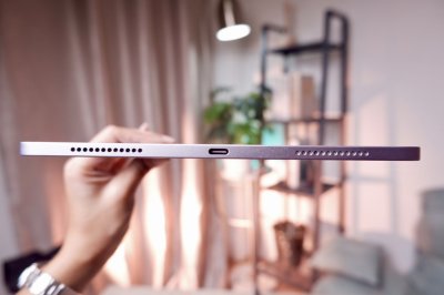 iPad Air 11-inch (M3) 256Gb Wi-Fi สี Purple เครื่องสวย ราคาเพียง 16,900.- มีประกันร้าน 60 วัน