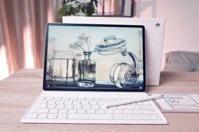 Huawei MatePad 12X (2025) Wi-Fi 12+256GB สี White ราคาเพียง 11,900.- มีประกันร้าน 60 วัน