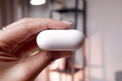 AirPods 4 สี White เครื่องสวยใช้งานน้อย ราคาเพียง 2,800.- มีประกันร้าน 60 วัน