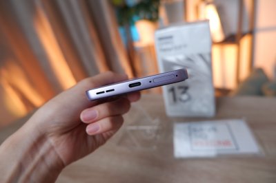 OPPO Reno 13 F 12+256GB สี Purple เครื่องสวย ราคาเพียง 7,990.- มีประกันร้าน 60 วัน
