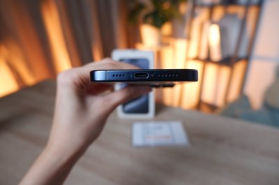 iPhone 15 Promax 256GB CH/A สี Titanium Blue เครื่องสวย ราคาเพียง 23,500.- มีประกันร้าน 60 วัน