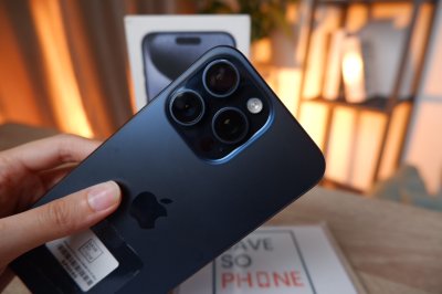 iPhone 15 Promax 256GB CH/A สี Titanium Blue เครื่องสวย ราคาเพียง 23,500.- มีประกันร้าน 60 วัน