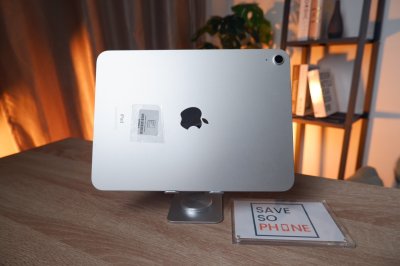 iPad Gen10 (2022) Wi-Fi 64GB สี Silver เครื่องสวย ราคาเพียง 8,990.- มีประกันร้าน 60 วัน iPad Gen10 (2022) Wi-Fi 64GB สี Silver เครื่องสวย ราคาเพียง 8,990.- มีประกันร้าน 60 วัน