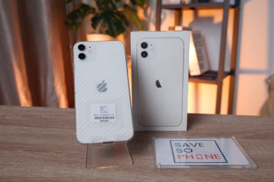 iPhone 11 64GB สี White ราคาเพียง 4,990.- มีประกันร้าน 60วัน