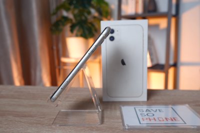 iPhone 11 64GB สี White ราคาเพียง 4,990.- มีประกันร้าน 60วัน