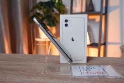 iPhone 11 64GB สี White ราคาเพียง 4,990.- มีประกันร้าน 60วัน