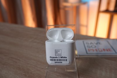 Airpods 1 สี White ราคาเพียง 1,590.- มีประกันร้าน 60 วัน