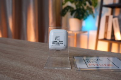 Airpods 1 สี White ราคาเพียง 1,590.- มีประกันร้าน 60 วัน