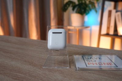 Airpods 1 สี White ราคาเพียง 1,590.- มีประกันร้าน 60 วัน
