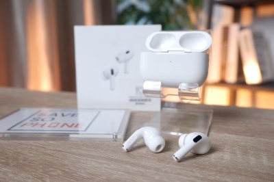 Airpods Pro Gen 2 สี White เครื่องสวยใช้งานน้อย ราคาเพียง 5,900.- มีประกันร้าน 60 วัน