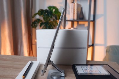 iPad Gen 9 Wi-Fi 64GB ครบกล่อง + Pen Gen 1 สี Silver เครื่องสวย ราคาเพียง 5,990.- มีประกันร้าน 60 วัน