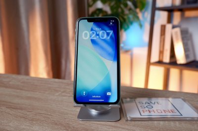 iPhone 11 128GB สี Green ราคาเพียง 5,990.- มีประกันร้าน 60วัน