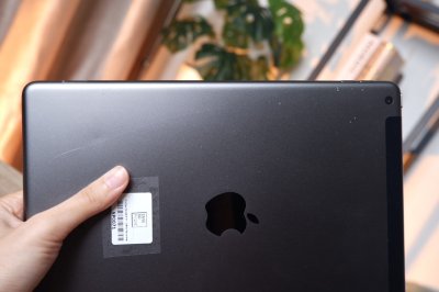 iPad 9th Gen 64GB Wi-Fi + Cellular สี Space Gray เครื่องสวย ราคาเพียง 6,590.- มีประกันร้าน 60 วัน