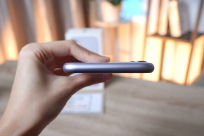 iPhone 11 64GB สี Purple ราคาเพียง 5,990.- มีประกันร้าน 60วัน