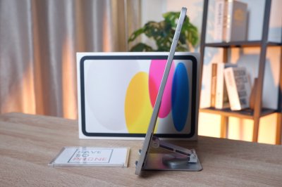 iPad Gen 11 (2025) 128GB Wi-Fi 11-inch สี Grey เครื่องสวย แบต 100% ราคาเพียง 10,900.- อุปกรณ์แท้ครบกล่องพร้อมประกันศูนย์