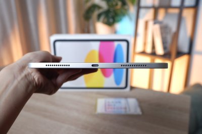 iPad Gen 11 (2025) 128GB Wi-Fi 11-inch สี Grey เครื่องสวย แบต 100% ราคาเพียง 10,900.- อุปกรณ์แท้ครบกล่องพร้อมประกันศูนย์