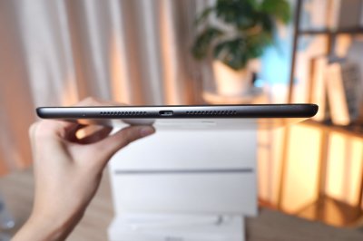 iPad Gen 9 Wi-Fi 256GB + Apple Pencil 1 สี Space Gray เครื่องสวย ราคาเพียง 6,990.- มีประกันร้าน 60 วัน