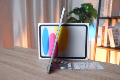 iPad Gen 11 (2025) 128GB Wi-Fi 11-inch สี Grey เครื่องสวย แบต 100% ราคาเพียง 10,900.- อุปกรณ์แท้ครบกล่องพร้อมประกันศูนย์